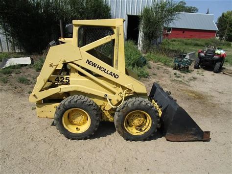 new holland 425 skid steer specs|new holland l425 skid steer.